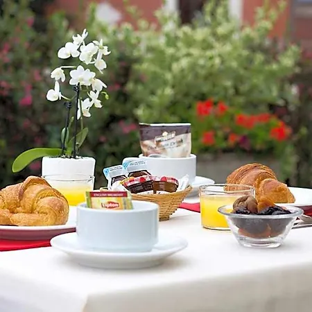 Le Dauphin Hotel 3*