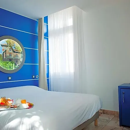 Le Dauphin Hotel